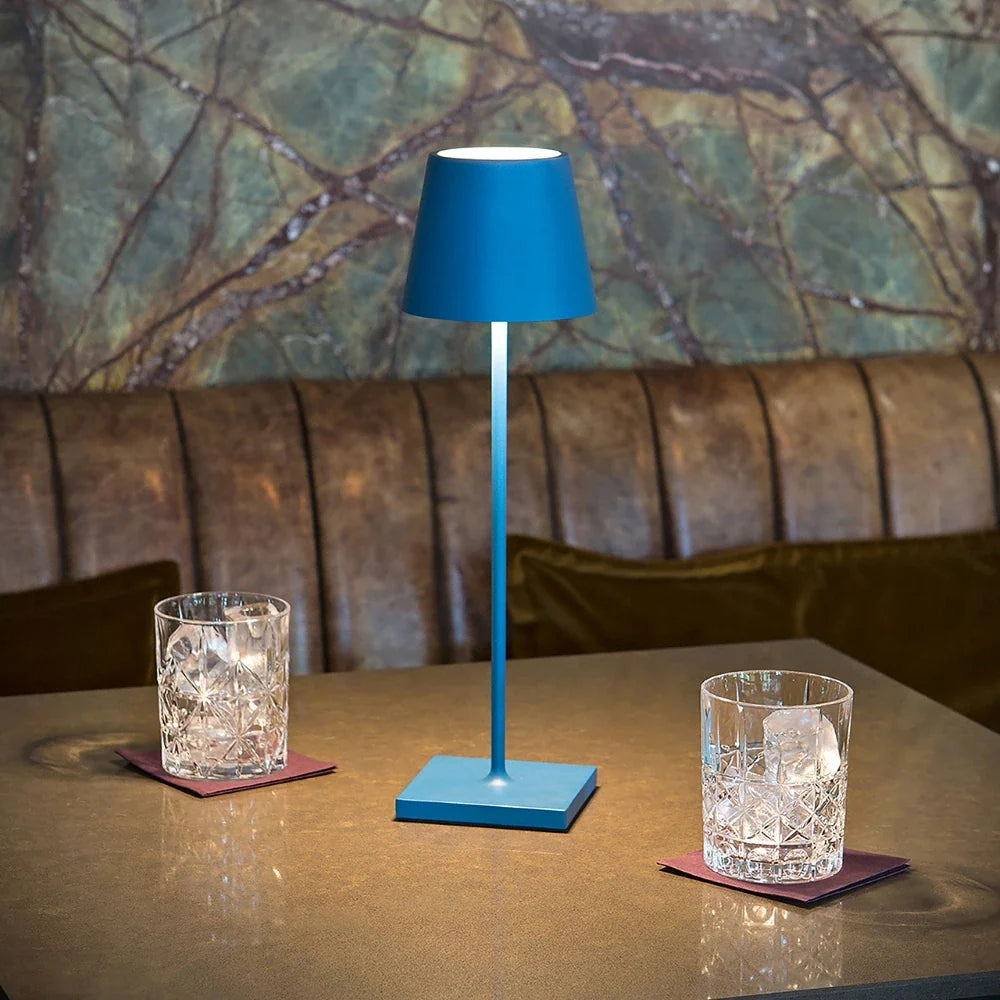 Lagoz | Dimmable Tall Table Lamp