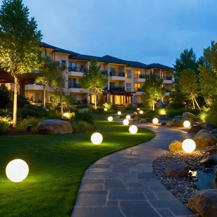 Lagoz | Spherical Garden Light