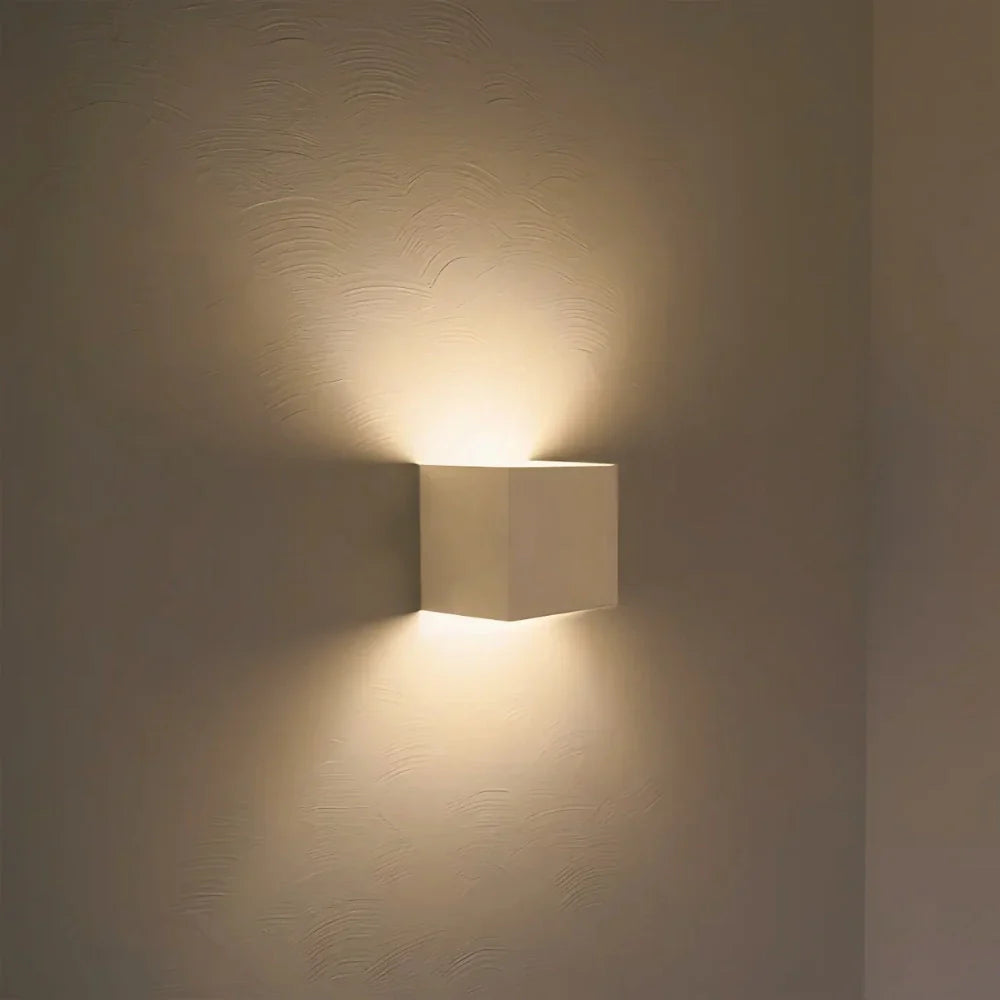 Lagoz Ease | Adjustable Wall Light