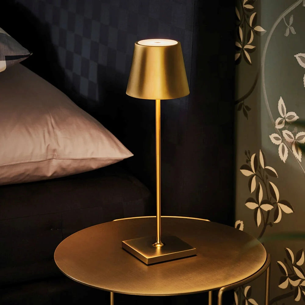 Lagoz | Dimmable Tall Table Lamp