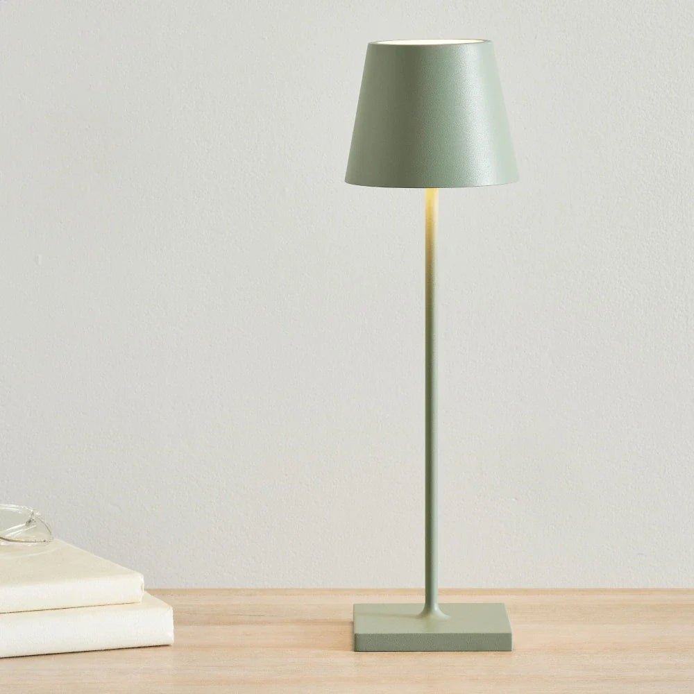 Lagoz | Dimmable Tall Table Lamp