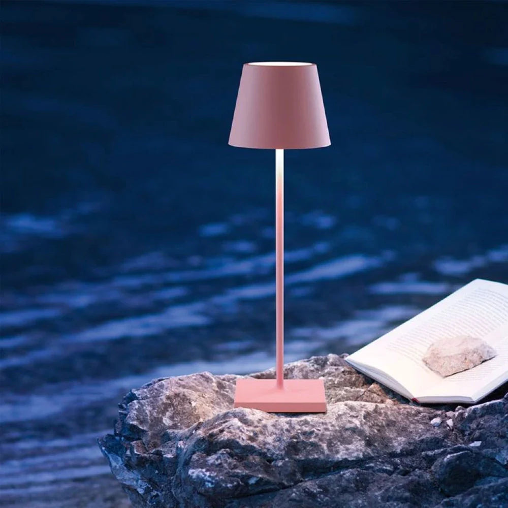 Lagoz | Dimmable Tall Table Lamp