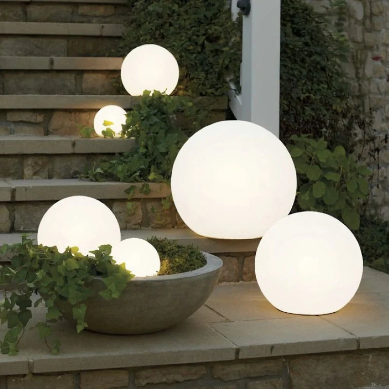 Lagoz | Spherical Garden Light